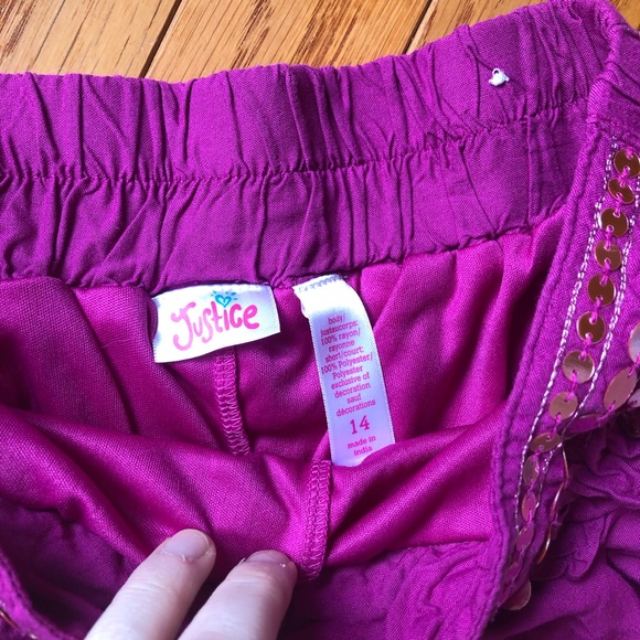 Justice | 14 - Picture 3 of 5